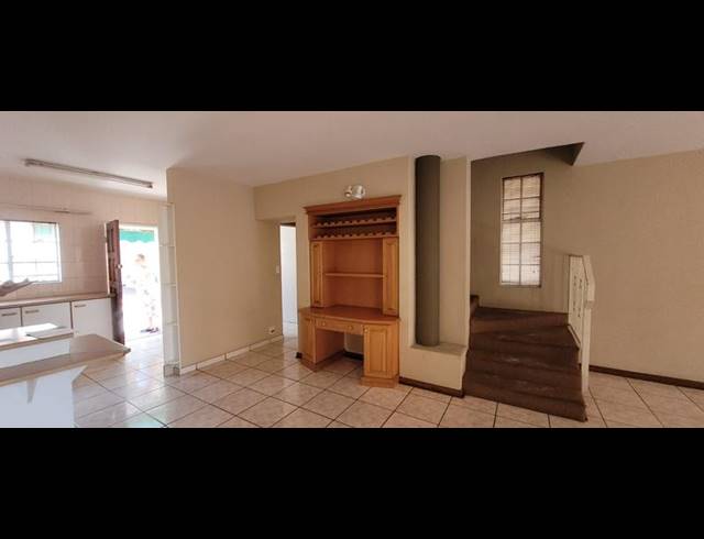 3 BEDROOM TOWNHOUSE FOR SALE IN NEW REDRUTH